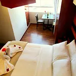 Capac Hotel II
